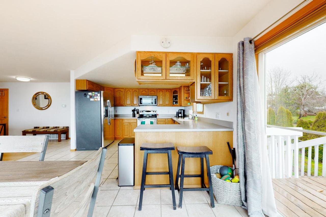 Villa Camano Waterfront Delight Exterior foto